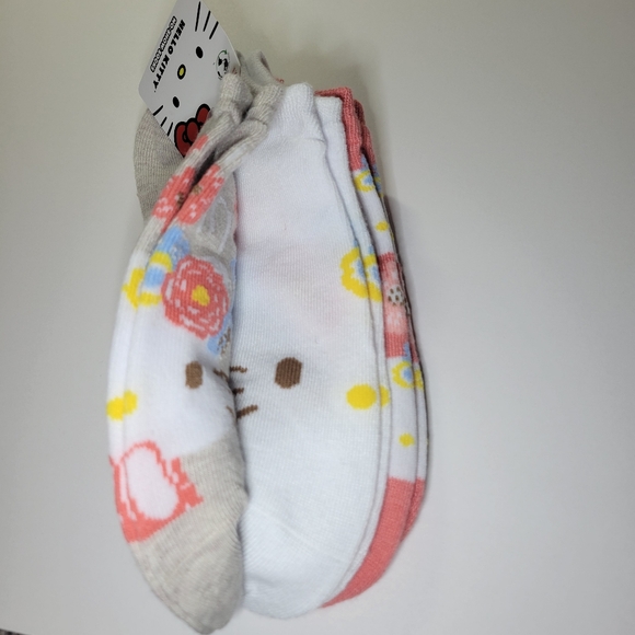 NWT hello kitty 3pk spring socks - Picture 4 of 4